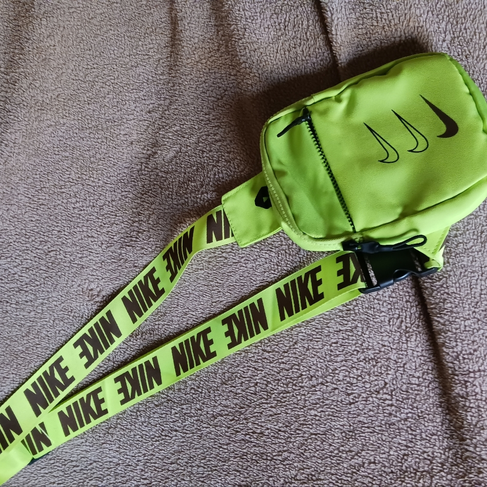 Nike crossbody bag